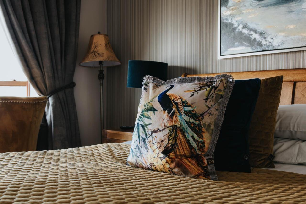 Bay View Hotel Kilkee Bagian luar foto
