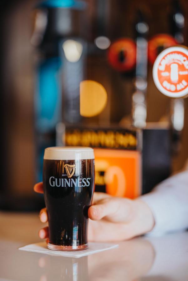 Bay View Hotel Kilkee Bagian luar foto