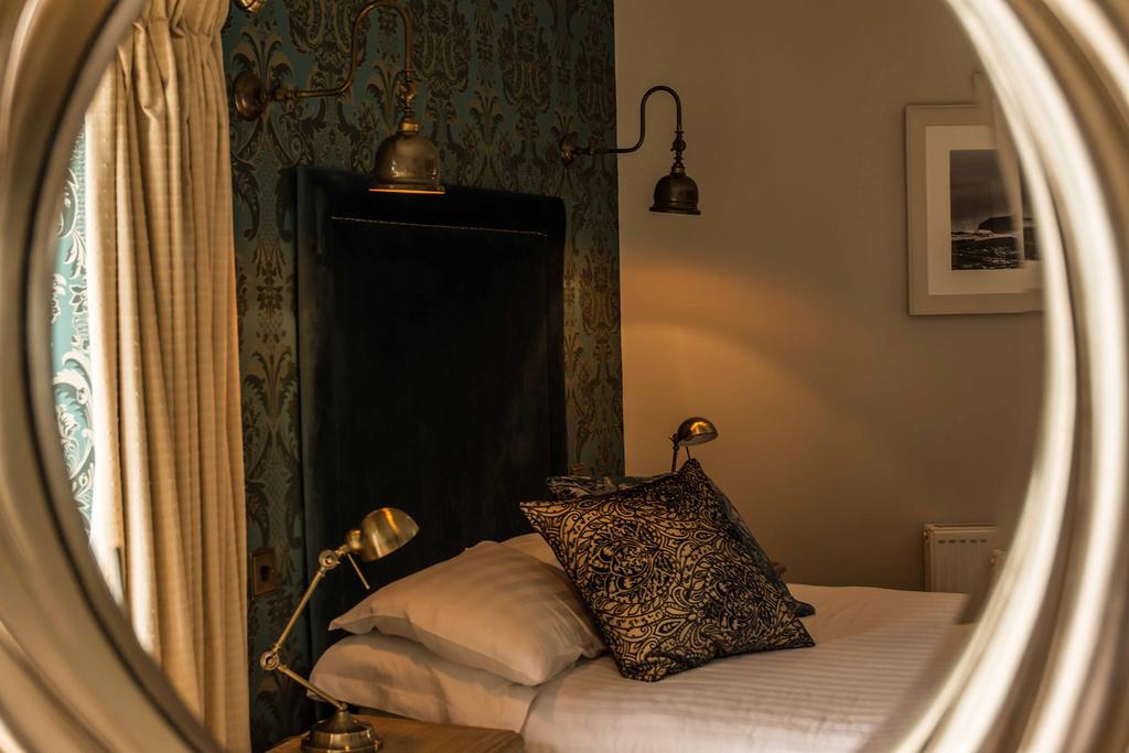 Bay View Hotel Kilkee Bagian luar foto