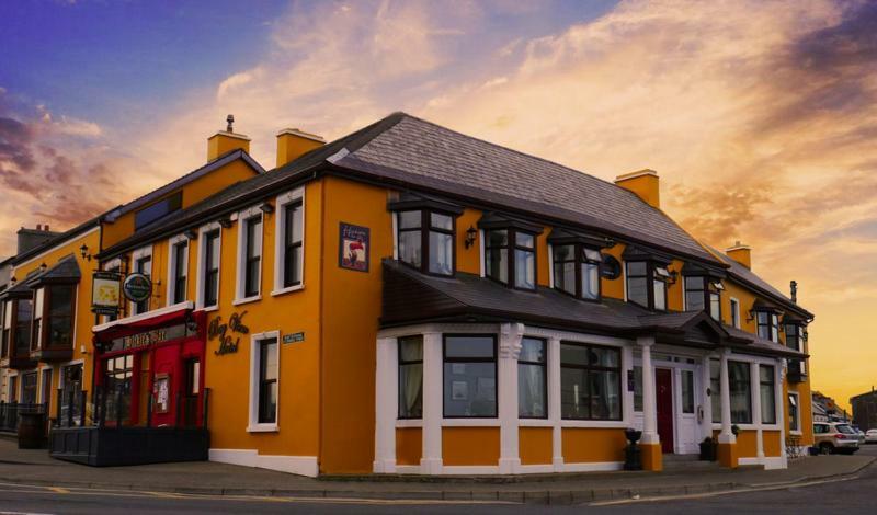 Bay View Hotel Kilkee Bagian luar foto